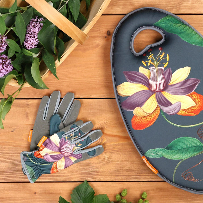 Burgon & Ball Garden Tool Gift Sets - Garden Kneeler & Gloves Bundle - Passiflora