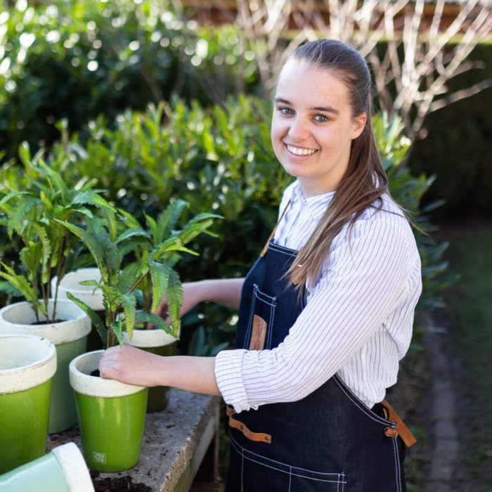 Esschert's Garden Gardening Aprons & Tool Belts - Denim Garden Apron