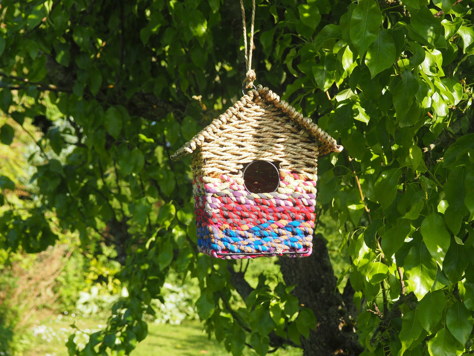 Jardinopia Bird Houses & Tables - House Shaped Munja-Jute Birdhouse